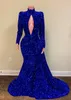 2022 Sexy Bling Royal Blue Suknie Wieczorowe Nosić High Neck Keyhole Velvet Glittering Cekinowe Cekiny Koronki Overtkirts Zipper Back Party Dress Prom Suknie