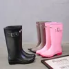 Mode bottes de pluie antidérapantes femmes bottes d'eau au genou bottes en caoutchouc à long tube imperméables femmes haut tube Galoches chaussures de pluie 220622