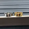 2022 Mannen Mode Ring Designer Casual voor Mannen Vrouwen Sieraden Titanium Staal Letter Liefhebbers Bruiloft Hoge Kwaliteit Ringen1870741