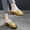 Kvinnor tofflor Spring Summer Fashion Peep-Toe Sexy Shoes Med Heels Chunky Designer Slides Pu Leather Sandals Party Flip Flops 220520