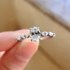 Cluster ringen oekdfn luxe 925 sterling zilveren ring ovaal gemaakt moissanite edelsteen bruiloftsbetrokkenheid voor vrouwen jubileum jood232u