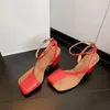 Sandálias mulheres estilo japonês estilo quadrado salto de salto com tira de tanga de verão fechado sandálias sandálias lady buckle femesandals