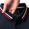 Cust 10 kleur poloshirt aanpassing Gedrukte gepersonaliseerde foto's tekst borduurwerk ontwerp hoogwaardige tops ademen a 220712