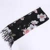 Moda Tassel długa druk kobieta szalik cienkie letnie szale i okłady kwiaty szaliki dla damskich bandana echarpe faulard femme