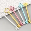 Jel Pens 6pcs Anahtarlar Tasarım Kalem Kırtasiye Ofis Okulu Malzemeleri Sabit Hediyeler Sevimli Aksesuarlar Toptan