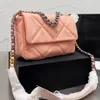 Flap Chain Bags Lady Crossbody Luxury Designer Brand Bags mode axelhandväskor högkvalitativa kvinnor brevväska telefon plånbok metall totes