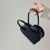 Design de mode femmes sac à bandoulière Vintage Cool filles amour coeur sacs à main rétro femme noir petit fourre-tout sac à main Messenger sacs Y220630