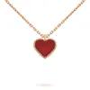 Naszyjnik z wisiorkiem w kształcie serca Projektant biżuterii Naszyjniki miłości Czterolistna koniczyna Srebro standardowe Różowe złoto Czerwony Naszyjnik w kształcie serca Prezent na ślub kobiet