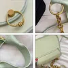 Kvällspåsar HBP Crossbody Bag Luxury Chain Shoulder S For Women Elegant Solid Color Pu Leather Metal Ring Hasp Ladies Purses and Handbags 220727