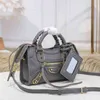 70% de réduction sur le sac médiéval pour femme 2022 automne et hiver minorité aisselles locomotive en peau de mouton fronde une épaule oblique porte-monnaie