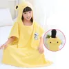 Kvinnors Sleepwear Höst Barn Ren Bomull Tjock Varm Badrock Lös Casual Hooded Cartoon Cape Handduk Sova Robe Boy and Girl Home Clothe