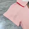 Vestito a maniche corte estivo rosa da bambina design classico a righe piccolo intimo due pezzi gonna di alta qualità abbigliamento per bambini G220810