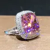 Anéis de casamento European e American Square Micro-Set Pink Diamond Ring Elegant Simulation Zircon Jóias de alta qualidade