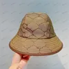 Bonés de grife femininos Chapéus masculinos Casquette Bucket Hats Carta completa proteção solar Bonnet Gorros Casual Chapéu de sol de verão Boné de beisebol