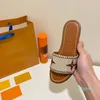 Diseñador de las mujeres zapatillas clásicas sexy verano plano con caja bordado mula diapositivas chanclas playa para mujer sandalias de fiesta al aire libre tamaño 35-41