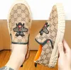 Summer Fashion Embroidery Cloth Big Bee Men's Shoes Youth Trend casu