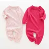 Jumpsuits lente baby sweet baby girls rompers herfst lange mouw holle out geboren schattige gebreide kledingjumpsuits