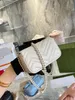 TZ Designer Kadın Marka Mini Kemer Çantası V-quilted Deri Seramik Efektli Donanım Metal Zinciri Omuz Çantası E bir araya getirme çantaları 4 Renk 16cm