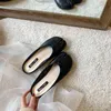 Kleding schoenen vrouwen splitsen teen slippers tabi ninja schoenen vrouw microfiber lederen comfortabele flats zacht bodem loafers dames mocassins muj 220506