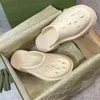 Designertofflor Dam Plattform Perforerade G Sandaler Skor Skum Sandal Strandrutschbanor Kvinna Tofflor