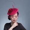 Headpieces Brudhuvudkläder Bröllop hårtillbehör rosa brud tocado novia diademas mariage tocados para el pelo huvud smycken fascinatorhea