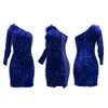 Abito da sera sexy mini corto bianco blu royal 2022 Una spalla piuma nera abiti da ballo per ragazze manica lunga glitter paillettes cocktail party Vestido De Gala Femme