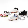 34 Styles Designer Mini 3D Basketball Shoes Keychains Stereoskopiska sneakers Key Chain Car Ryggsäckhängen