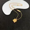 Brand Gold Necklace Womens Necklaces Men Fashion Luxury Jewelry Designer Necklace High Quality Masonry Pearl Pendant For Ladies