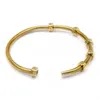 2022 Helt ny sex skruvkärlek Bangle Armband Fashion Luxury Par Armband för Menwomen Classic rostfritt stål Designer Armel3652906