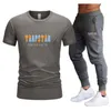 2022 جديدة للعلامة التجارية Trapstar Tracksuit Men's Summer Leisure مجموعات تي شيرت وسروالتين قطعتين غير رسميين