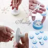 Aomily 3pcsset Snowflake Plunger Mould Cake Cake Tool Biscuit Cookie Cuters Cupcake Mold Mould Fondant Cutter Cutter 220815