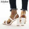 Sandales Eilyken été mode blanc tissage bande femmes dos bande sandales carré nez épais talons hauts gladiateur diapositives pantoufles chaussures 220318