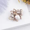 Pins Brooches Retro Gold Color Rhinestone animal Brooch Pin Pearl Flying Insect Brooches for Women and Men Unisex Clothes Broach