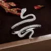 Anéis de casamento Creative Snake Curved Women Silver Color elegante Acessórios para festas punk Gar