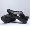 Andningsbara sommar män ihåliga hål Antiskid Sandaler Andningsbar Split Sandal Läder Trend Ankel Wrap Mens Casual Loafer Sko Partihandel Skor P9WV #