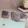 Modische Tropez-Sonnenbrille mit rechteckigem Rahmen OW40018U, UV400-Linse, transparenter Rahmen, weiße Designerbrille 40018