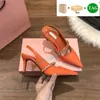 Mode sexy jurk trouwschoenen stiletto hiel slingbacks kristal bezaaide pumps ontwerper hoge hakken sandalen met doos wit zwart fuchsia dames feest sneakers