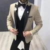 Mäns kostymer blazrar Beige Slim Fit Men for Wedding Black Peaked Lapel Groom Tuxedo Formell manlig modejacka med byxor Vestmen's