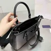 Tote Bags Women Simple Handbag High Capacity Shoulder Packs Leather Designer Crossbody Female Hobo Purses 220414231U