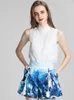 Survêtements pour femmes MoaaYina Fashion Runway Summer Shorts Costume Femme Sans manches Blanc Top et Blue Flower Imprimer Deux pièces SetWomen's