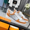 Italienische Luxusmarke Herren Freizeitschuhe Tennis flache Spitze Mode gelb und blau mit Buchstaben bedruckt bestickte Wanderschuhe weiße Trainer-Fitnessschuhe