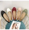 2022 nuovi sandali singoli scarpe da donna con testa tonda e fiocco in vernice con fondo morbido, scarpe da donna 35-40