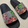 2022 Newest men women fashion slippers luxury slides summer flat slipper trendy leather rubber sandal mens beach slide 35-46