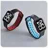 Montre-bracelets Mentiers numériques masculins 2022 Sport LED Watch for Men Women Silicone Bracelet Clock Electronic Renogio Masculinowristwatcheswr