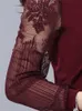 シンプルなスタイルの女性春秋Tシャツの女性カジュアルスリムなoネックの花プリントティーシャツのトップスポケット付きDF2064 220402