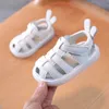 Summer Toddler Buty niemowlęce dla dzieci chłopcy skórzane sandały miękki dół kreskówek dzieci dzieci swobodne sandały plażowe 220527