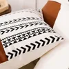 Almofada / Travesseiro decorativo Brown Faux Couro Almofal de Almofal de Almofada 45x45cm / 35x50cm para Couch Bed Decoração de Casa Design moderno W220412