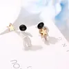 Mode coréenne Creative Nette Design Starry Sky Space Star Studs Asymmetrische Astronaut Stud Ohrringe Mode Boucles d'oreilles Frau Schmuck Gfit