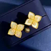 2023 fashion New arrive Four Leaf Clover stud earring Designer Jewelry Gold Silver Mother of Pearl Green Flower earring Link Chain Womens gift