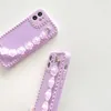 Étuis de téléphone portable à chaîne de bracelet violet à la mode pour iPhone 13 Pro Max 12 11 SE 2022 XR XS 7 8 Plus Bracelet de chaîne de fleurs TPU Couverture arrière